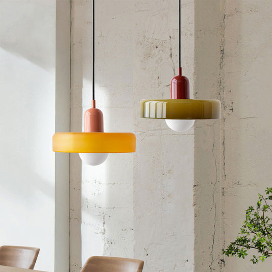 Lampă suspendată din sticlă colorată, design Bauhaus