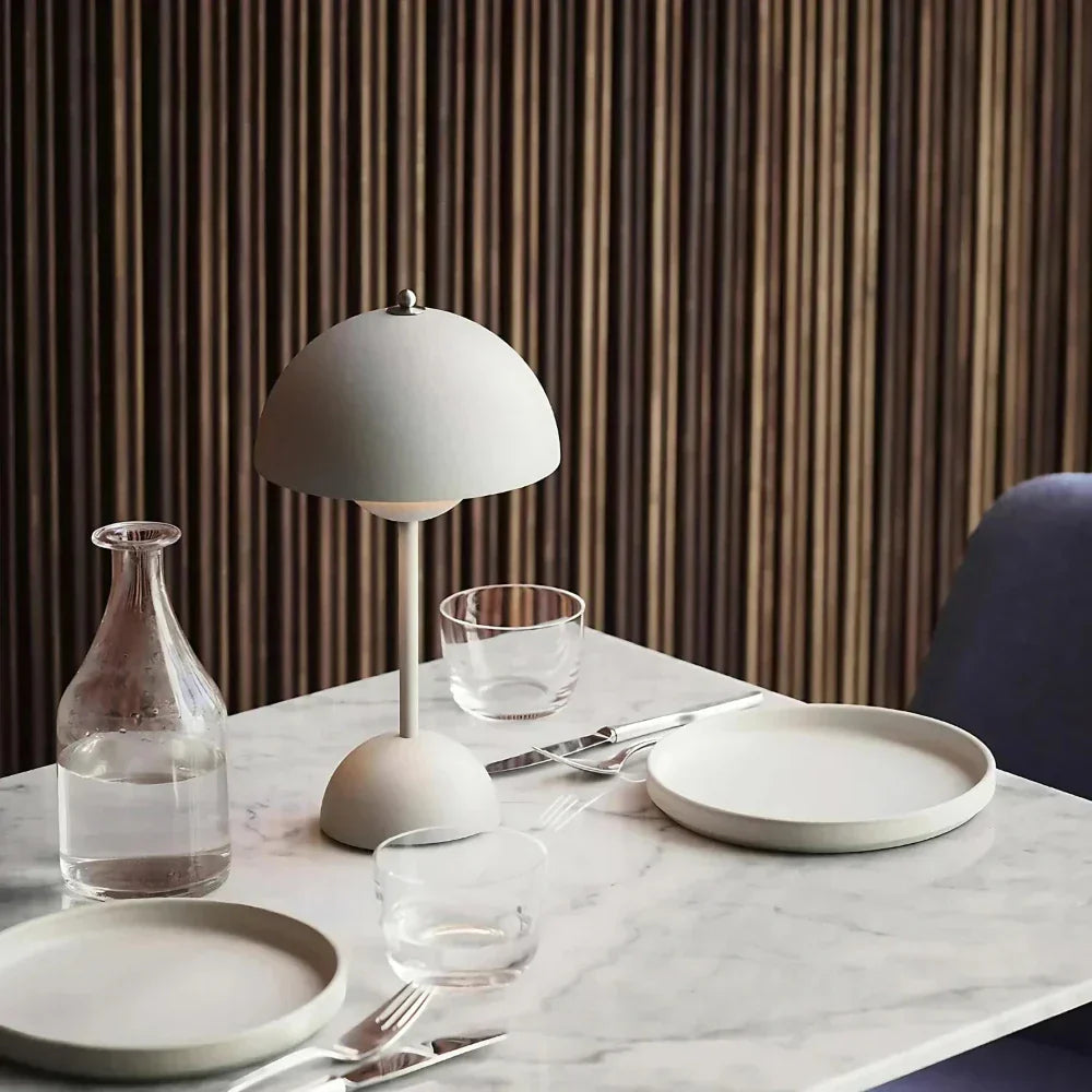 Lampă de Birou Amsterdam cu Design Modern