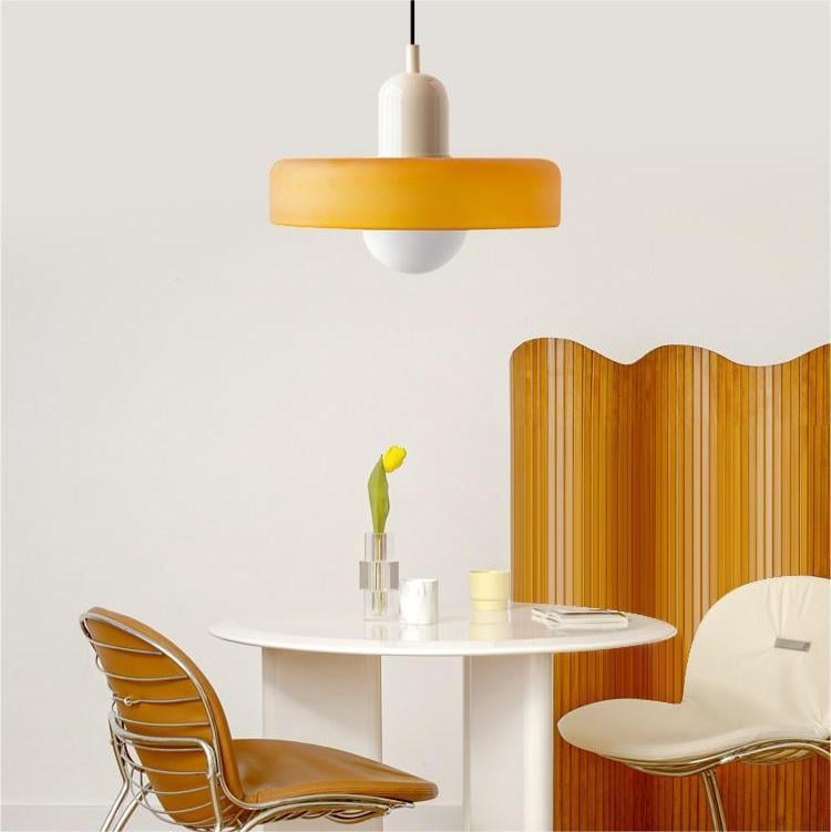 Lampă suspendată din sticlă colorată, design Bauhaus