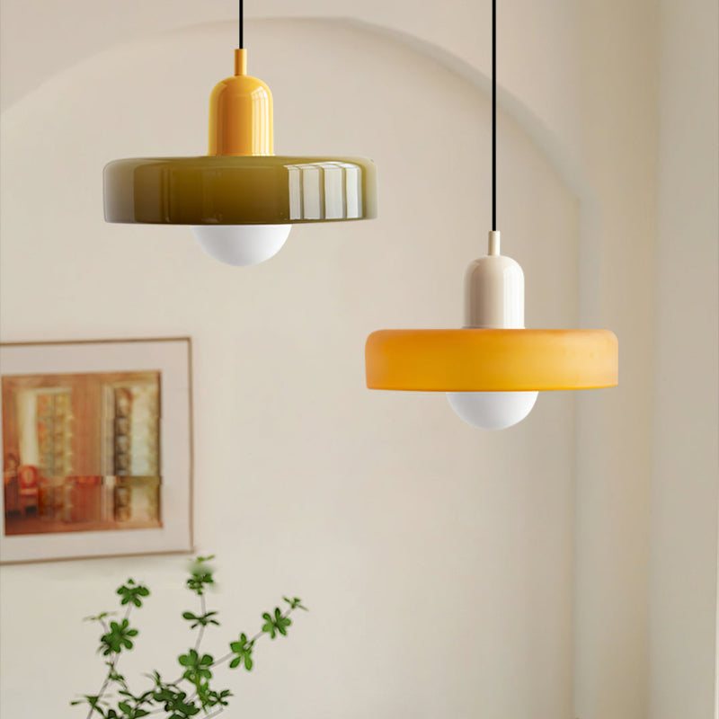 Lampă suspendată din sticlă colorată, design Bauhaus